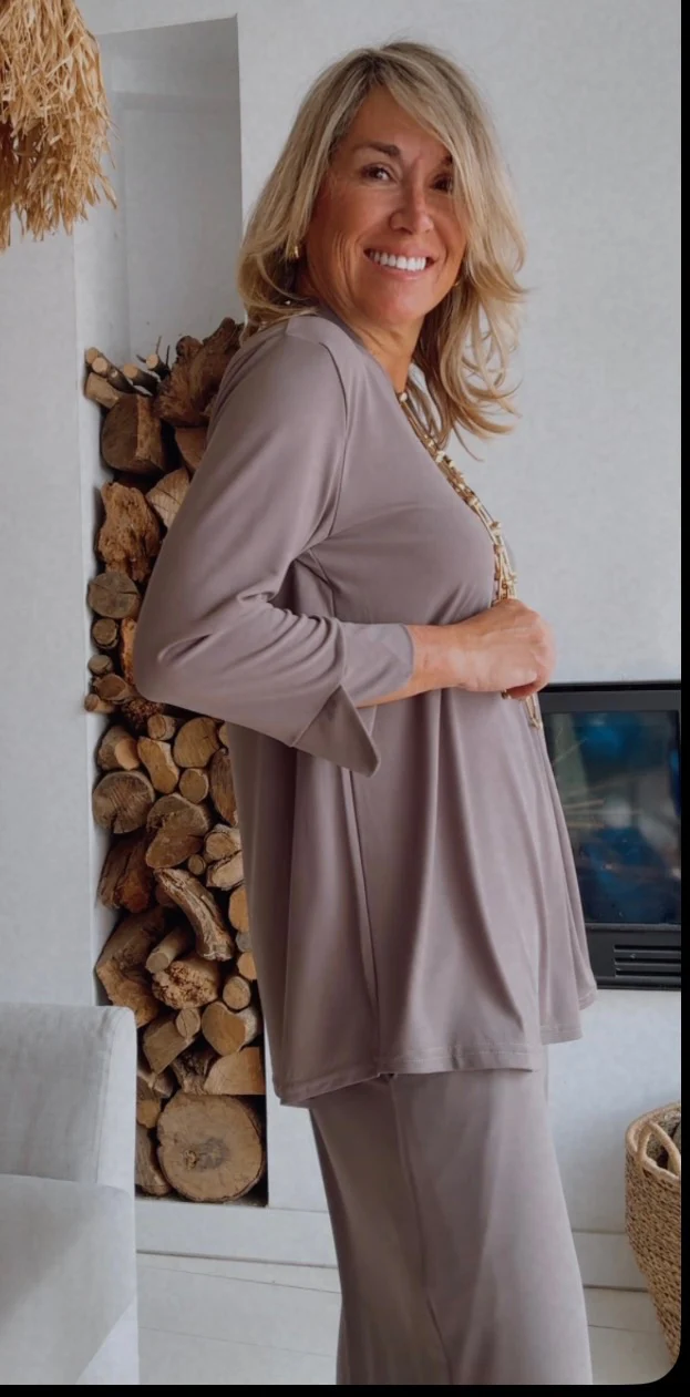 Blusa Marta taupe - Image 2