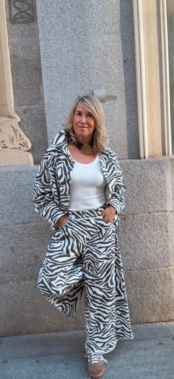 Chaqueta Zebra negro - Image 3