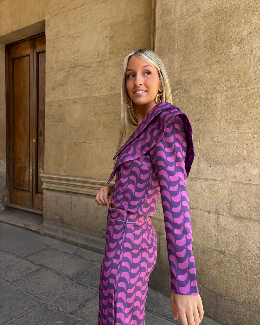Traje Fiora morado (TALLA PEQUEÑO, REVISAR MEDIDAS) - Image 6
