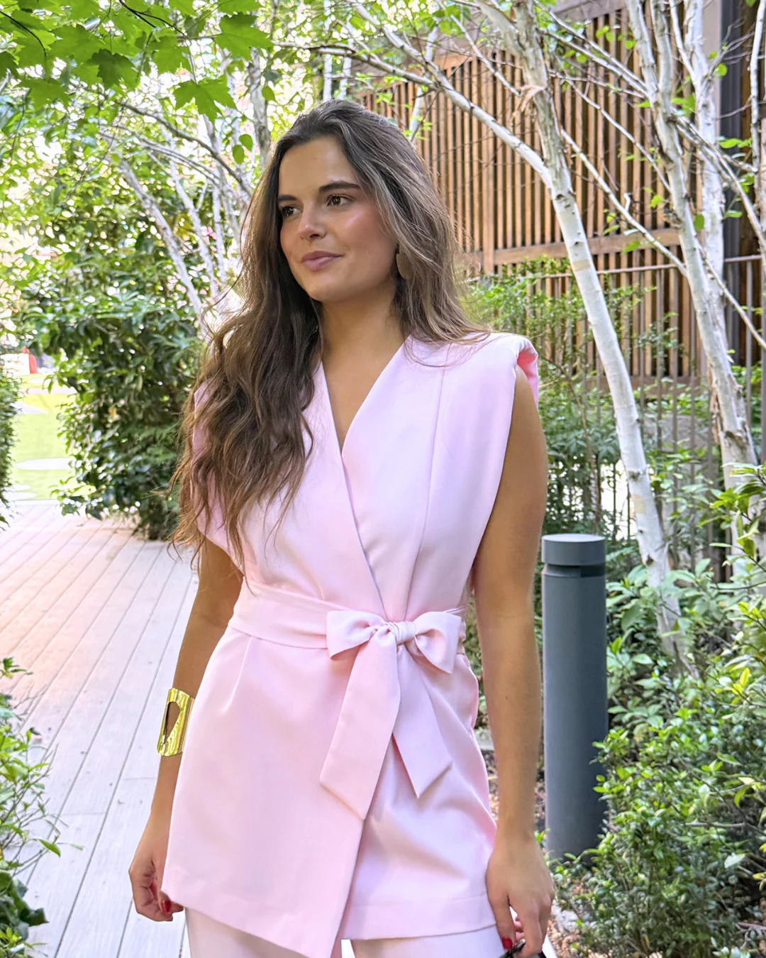 Traje Milos rosa - Image 2