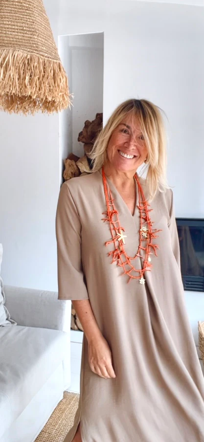 Vestido Laura taupe - Image 19