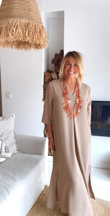 Vestido Laura taupe - Image 22