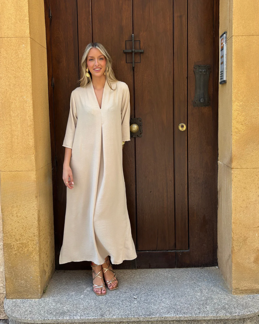 Vestido Laura beige - Image 9