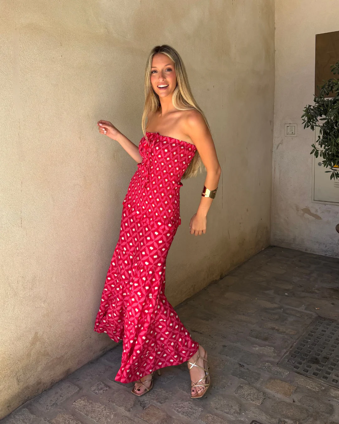 Vestido Rocío burdeos - Image 10