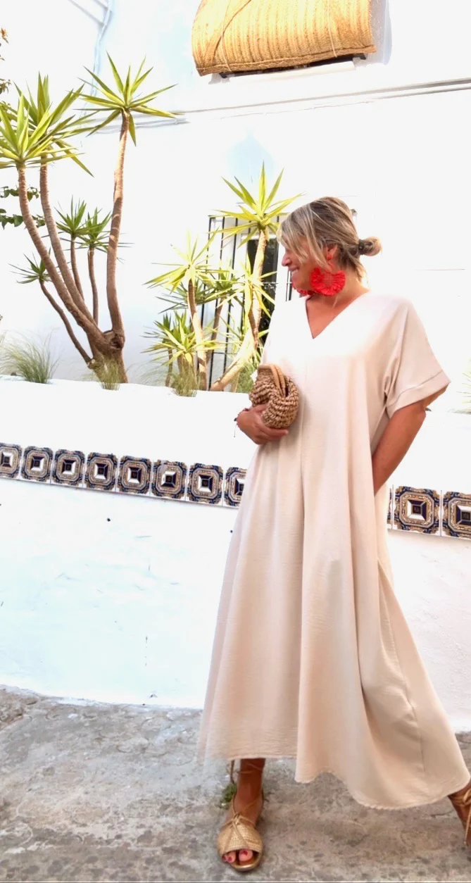 Vestido Telma beige <b>*EN FABRICACIÓN, SEMANA ESTIMADA DE ENVÍO 20 DE JULIO*</b> - Image 2